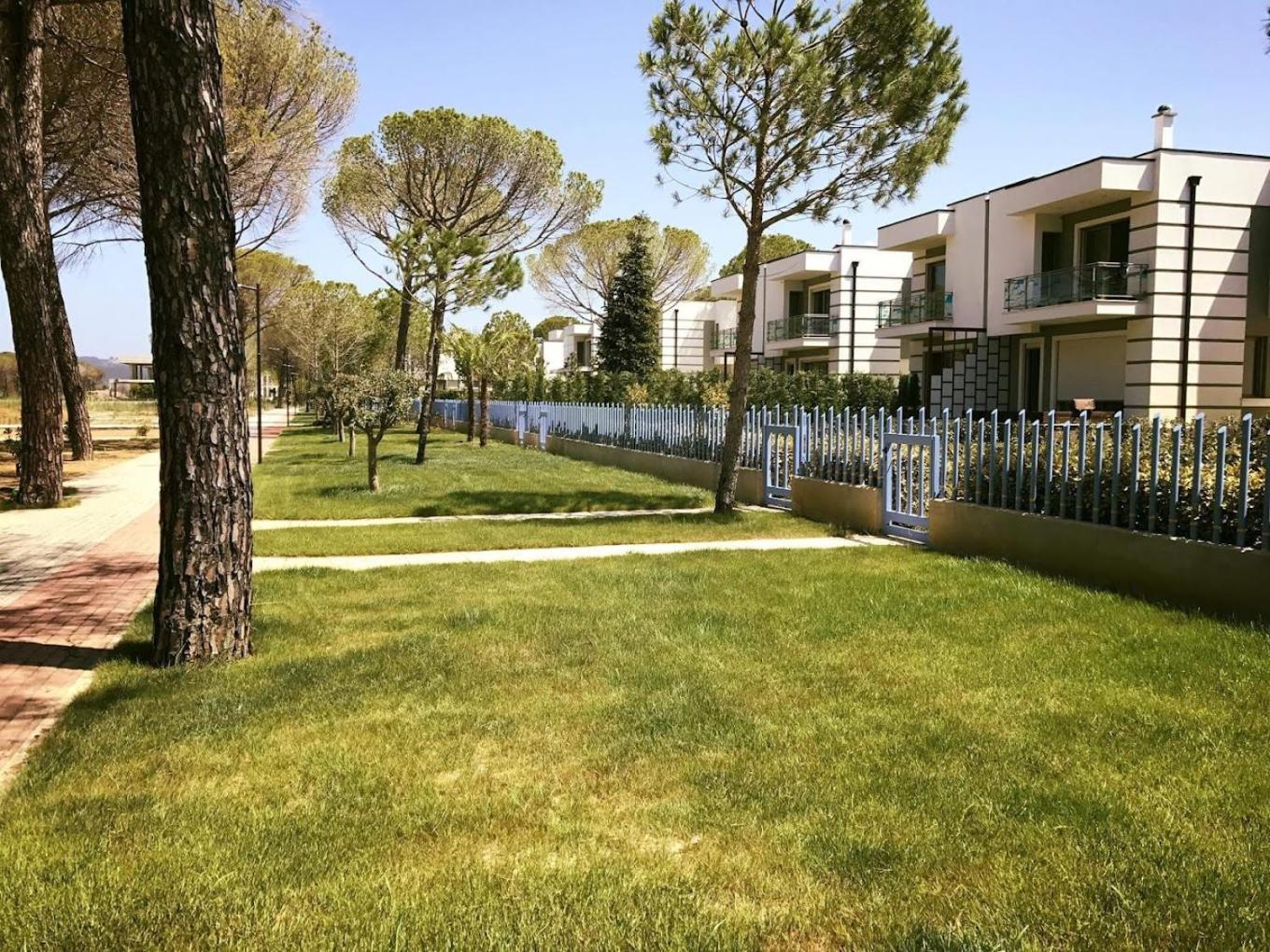 Villa Eden 111, Perla Resort, Bay Of Lalzi Дуррес Екстер'єр фото